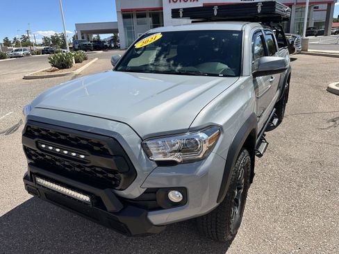 Used 2021 Toyota Tacoma TRD Off-Road image 1