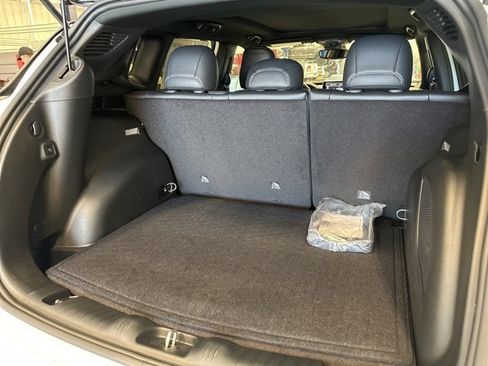 New 2025 Jeep Compass Latitude w/ Sun & Sound Group image 12