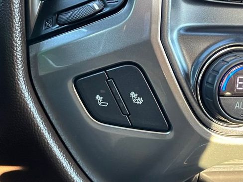 Used 2018 Chevrolet Silverado 1500 LT w/ All Star Edition image 32