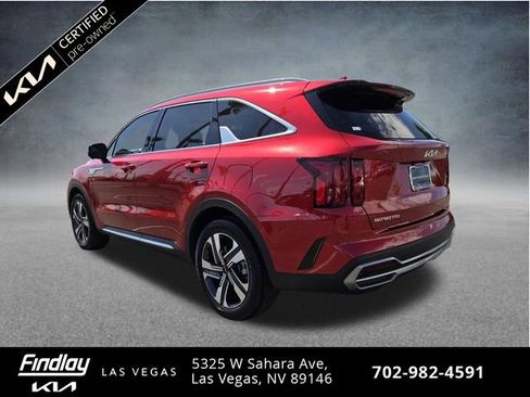 Certified 2023 Kia Sorento SX Prestige AWD/4WD image 9