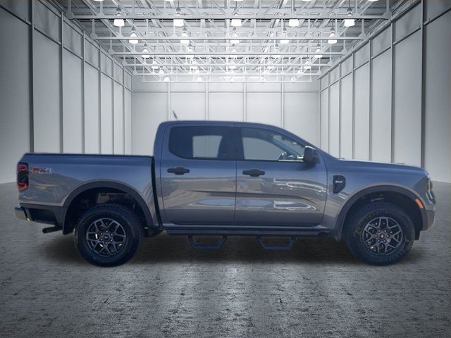 Used 2025 Ford Ranger XLT w/ Equipment Group 301A High AWD/4WD image 2