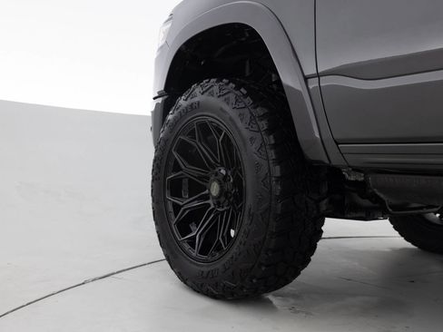 Used 2019 RAM 1500 Limited AWD/4WD image 17