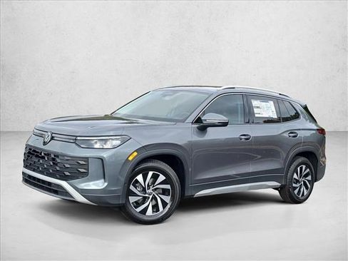 New 2026 Volkswagen Tiguan S image 1