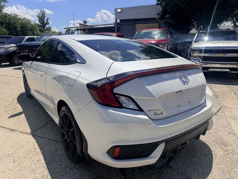 Used 2019 Honda Civic Sport image 8