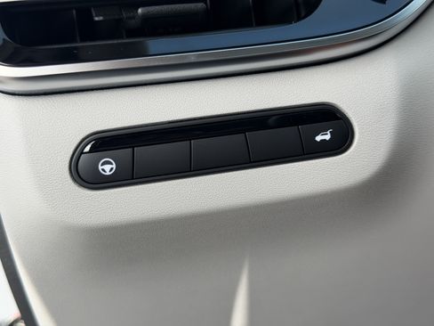 New 2027 INFINITI QX60 Luxe FWD image 31