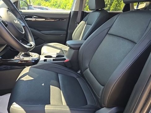 Used 2026 Kia Seltos SX w/ SX Sunroof Package AWD/4WD image 11