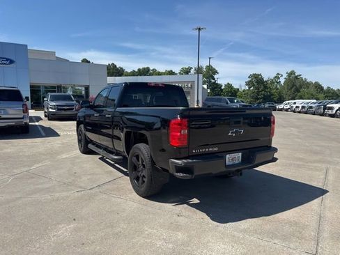 Used 2015 Chevrolet Silverado 1500 W/T RWD image 9