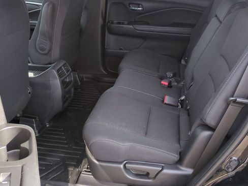 Used 2021 Honda Passport Sport image 19