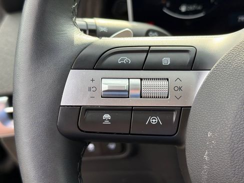 Certified 2025 Hyundai Santa Cruz Limited AWD/4WD image 24