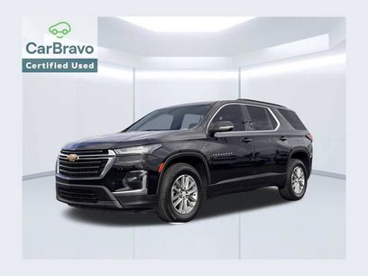 Used 2022 Chevrolet Traverse LT