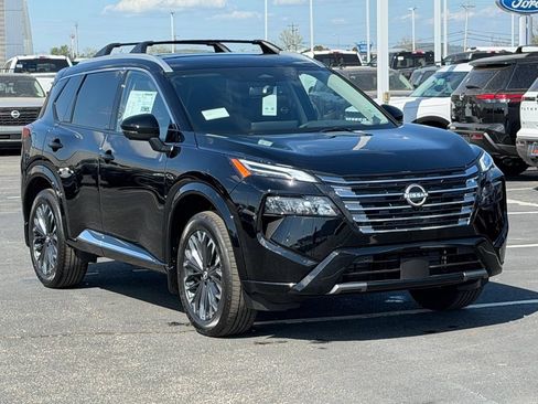 New 2026 Nissan Rogue Platinum AWD/4WD image 2
