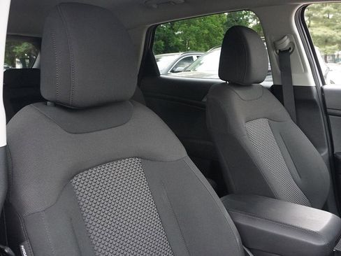 Used 2025 Kia Sportage LX AWD/4WD image 28