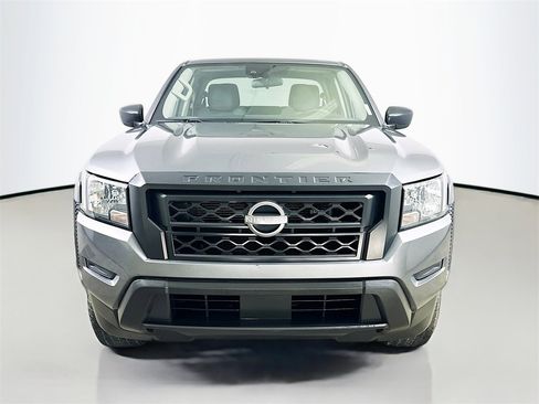 Used 2022 Nissan Frontier S w/ Technology Package image 2