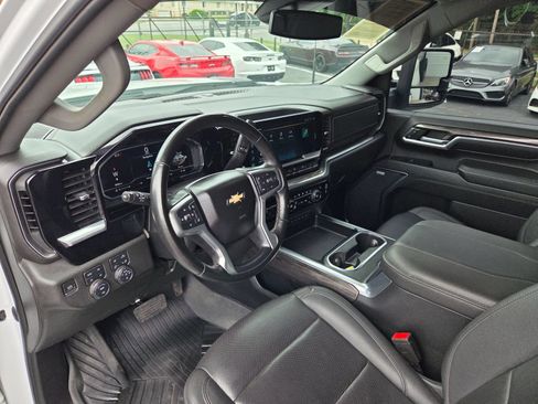 Used 2024 Chevrolet Silverado 2500 LTZ w/ LTZ Plus Package AWD/4WD image 11