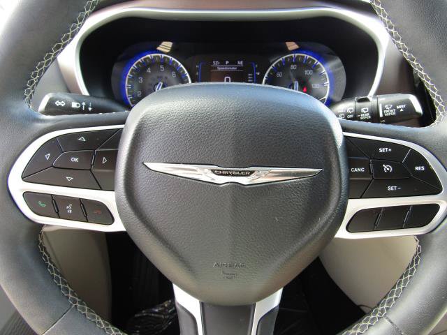 Used 2023 Chrysler Voyager LX FWD image 23