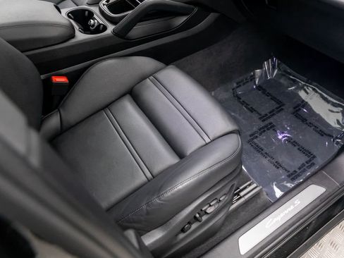 Used 2024 Porsche Cayenne S image 54