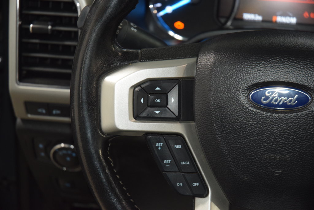 Used 2021 Ford F250 4x4 Crew Cab Super Duty image 36