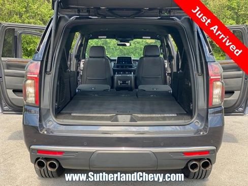 Used 2023 Chevrolet Suburban Premier AWD/4WD image 48