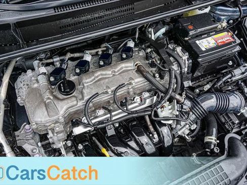 Used 2021 Toyota Corolla LE FWD image 39