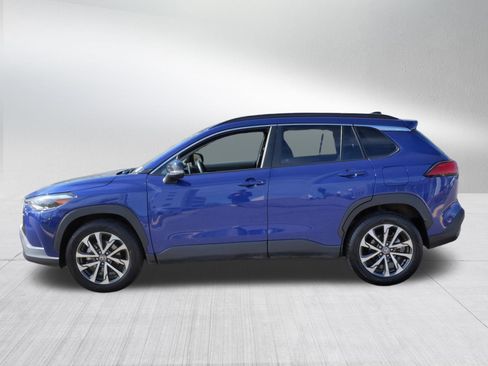Certified 2025 Toyota Corolla Cross XLE AWD/4WD image 5