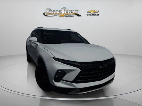 Used 2024 Chevrolet Blazer LT w/ Convenience Package FWD image 1