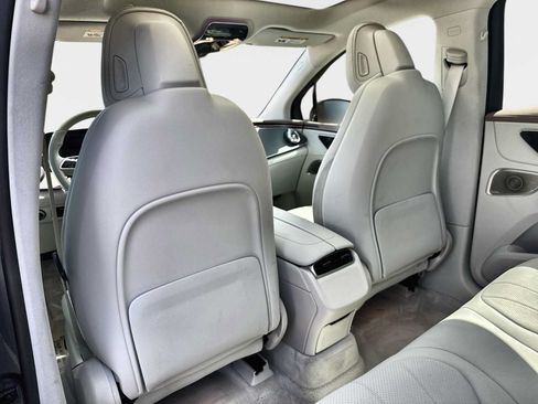 Used 2023 Mercedes-Benz EQE 350+ 4MATIC SUV w/ AMG Line Exterior Package image 18