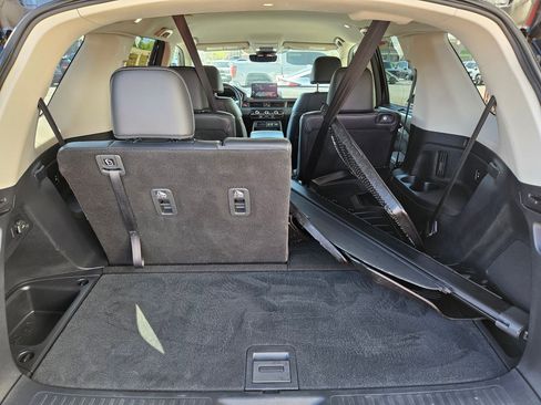 Certified 2025 Honda Pilot EX-L image 30