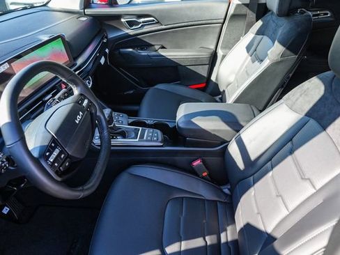 New 2026 Kia Sportage SX image 11