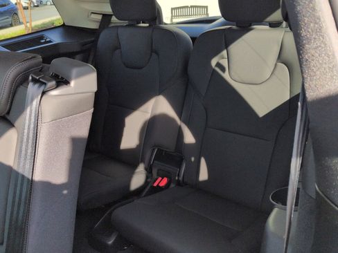 New 2026 Volvo XC90 B6 Plus w/ Protection Package Premier image 26