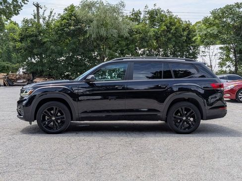 Used 2023 Volkswagen Atlas SEL R-Line AWD/4WD image 11