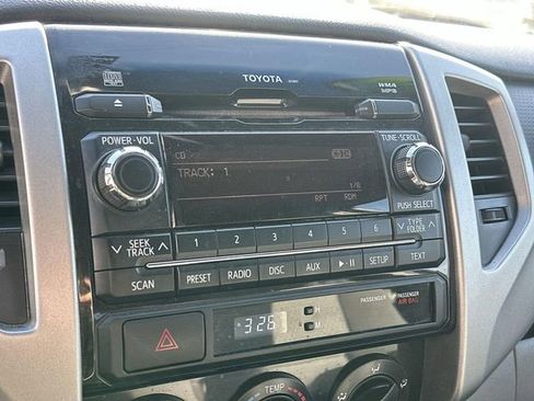 Used 2012 Toyota Tacoma PreRunner w/ SR5 Pkg image 12