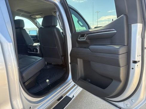 Used 2022 Chevrolet Silverado 1500 LTZ w/ LTZ Convenience Package II image 42