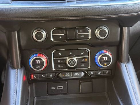 Used 2023 GMC Yukon AT4 AWD/4WD image 18