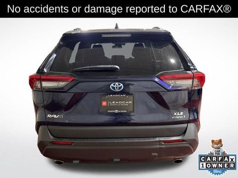 Used 2020 Toyota RAV4 XLE w/ Convenience Package AWD/4WD image 3