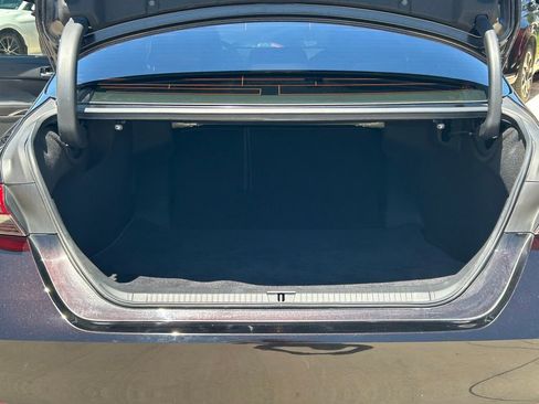 Used 2022 Toyota Avalon XLE FWD image 13