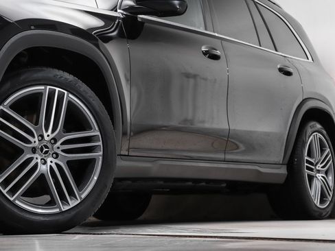 Certified 2025 Mercedes-Benz GLS 450 4MATIC image 22