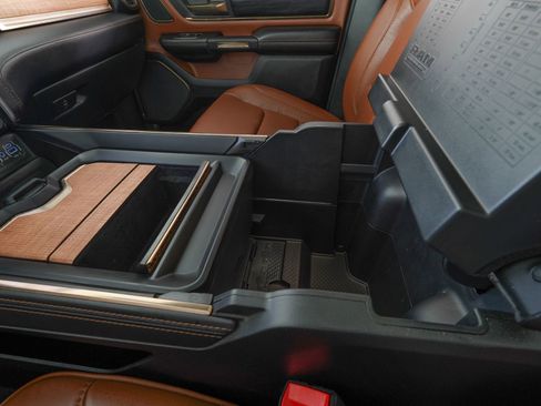 Used 2023 RAM 1500 Limited image 30