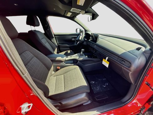 Certified 2026 Honda HR-V Sport image 20