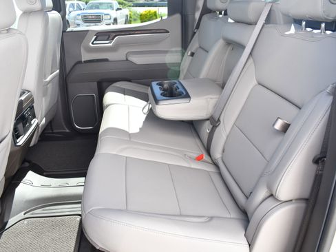 New 2026 GMC Sierra 1500 SLT w/ SLT Premium Plus Package image 28