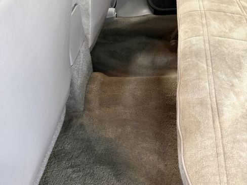 Used 1994 Chevrolet S10 Pickup 4WD 4-Door image 47