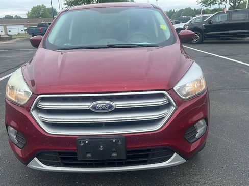 Used 2017 Ford Escape SE w/ SE Cold Weather Package AWD/4WD image 14