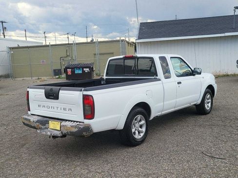 Used 2003 Nissan Frontier XE w/ Value Truck Pkg RWD image 4