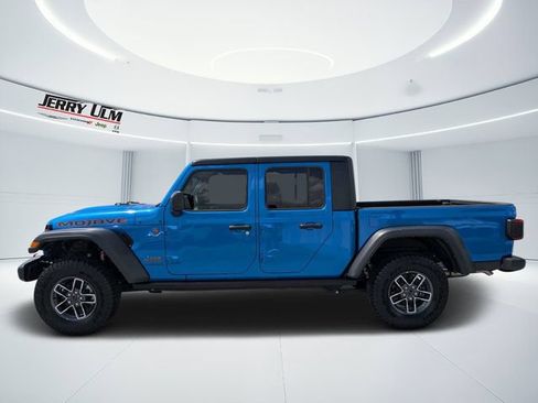 Certified 2025 Jeep Gladiator Mojave AWD/4WD image 6