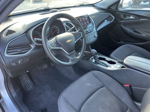 Used 2022 Chevrolet Malibu LT image 13