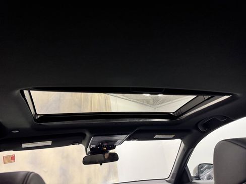 Used 2023 Honda Accord Sport image 32