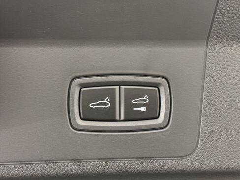 New 2025 Porsche Panamera 4 image 34