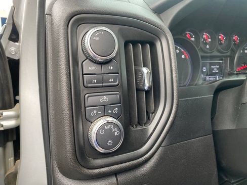 Used 2023 GMC Sierra 3500 Pro w/ Convenience Package AWD/4WD image 17