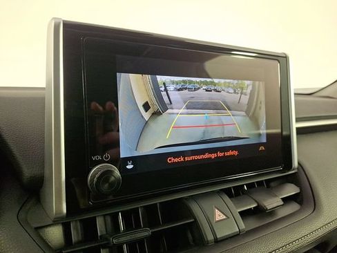 Used 2025 Toyota RAV4 XLE w/ Convenience Package FWD image 20