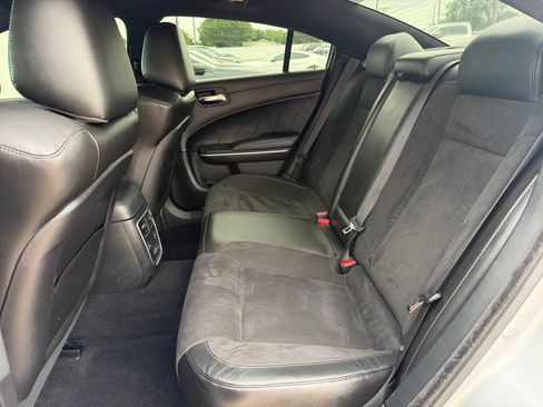 Used 2022 Dodge Charger Scat Pack RWD image 15