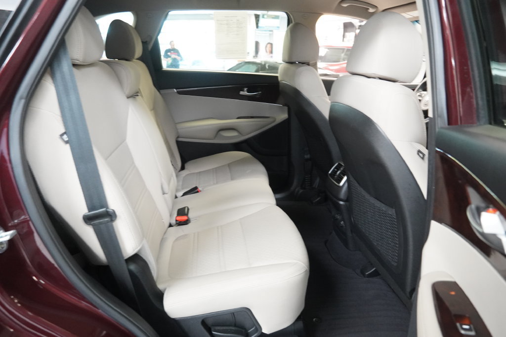 Used 2018 Kia Sorento LX AWD/4WD image 33